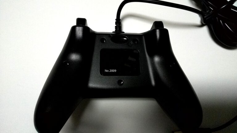 PS4/PS3/PC用 シンプルコントローラーターボ裏面